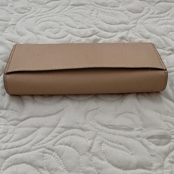 Coach Beige Leather Women's Wallet - Picture 8 of 8